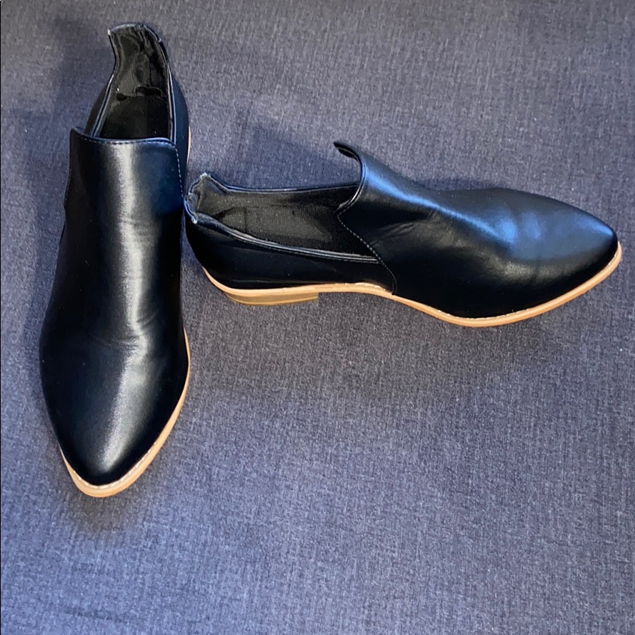 Brand New Without Tags Black Booties 39